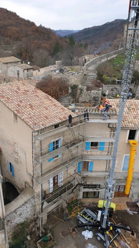 Entreprise de charpente,
Couverture traditionnelle a Sainte-Jalle près nyons 